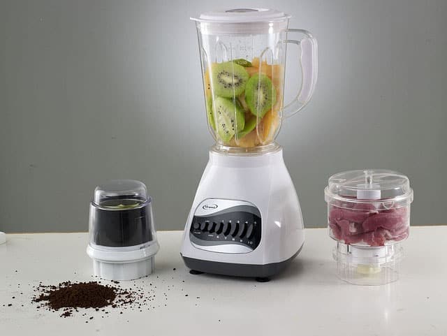Can you use a food processor as a blender